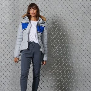 Superdry 6 women’s grey Faux Fur Fuji jacket